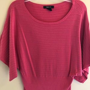 Coral Style Company top